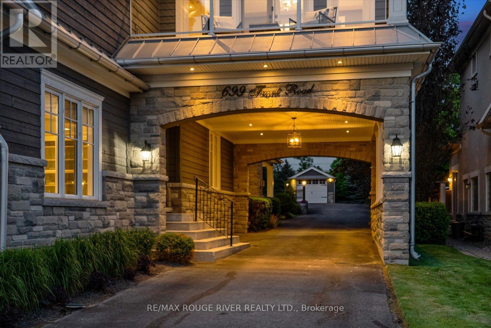 699 Front Road, Pickering, ON