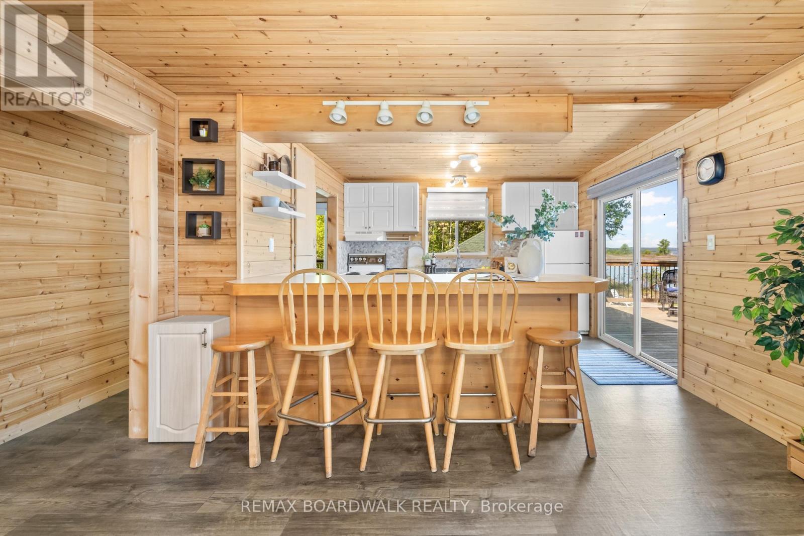 339 Leavoy Lane, Horton, ON