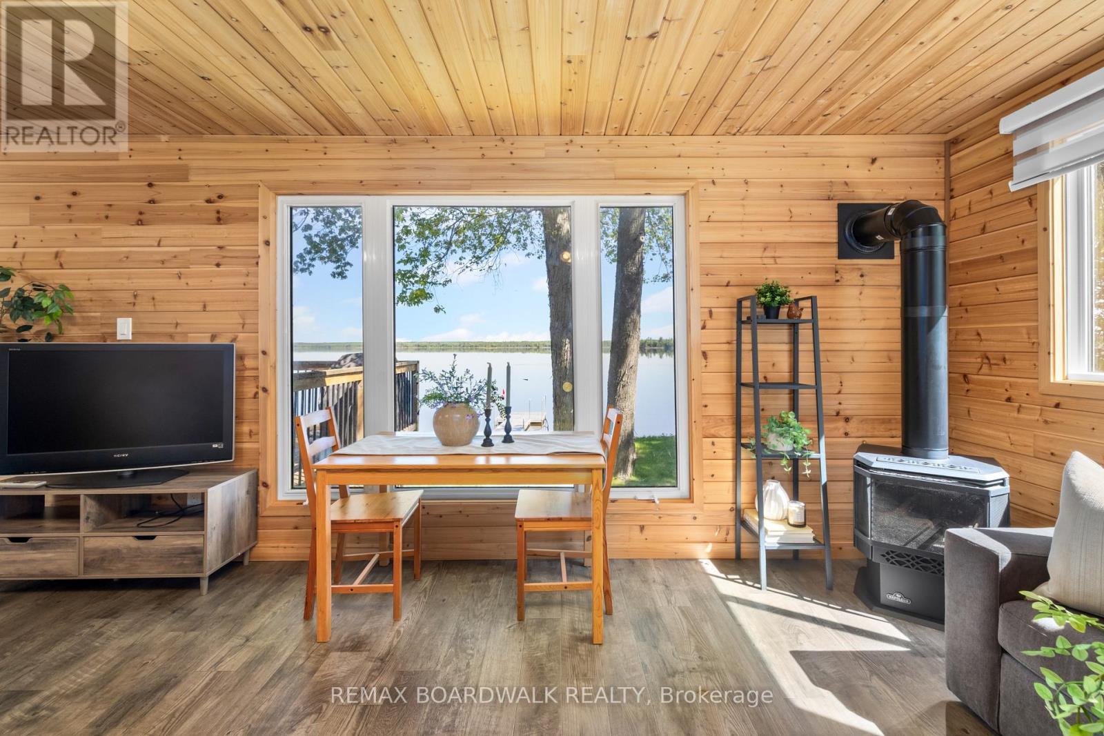 339 Leavoy Lane, Horton, ON