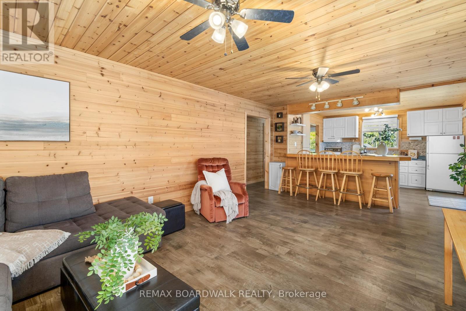339 Leavoy Lane, Horton, ON