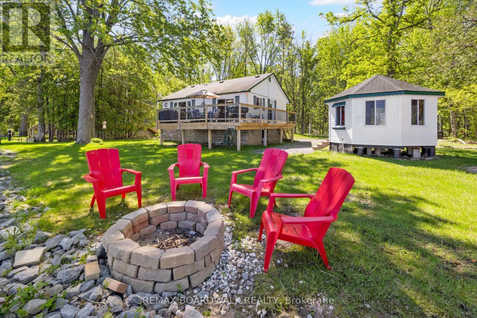 339 Leavoy Lane, Horton, ON
