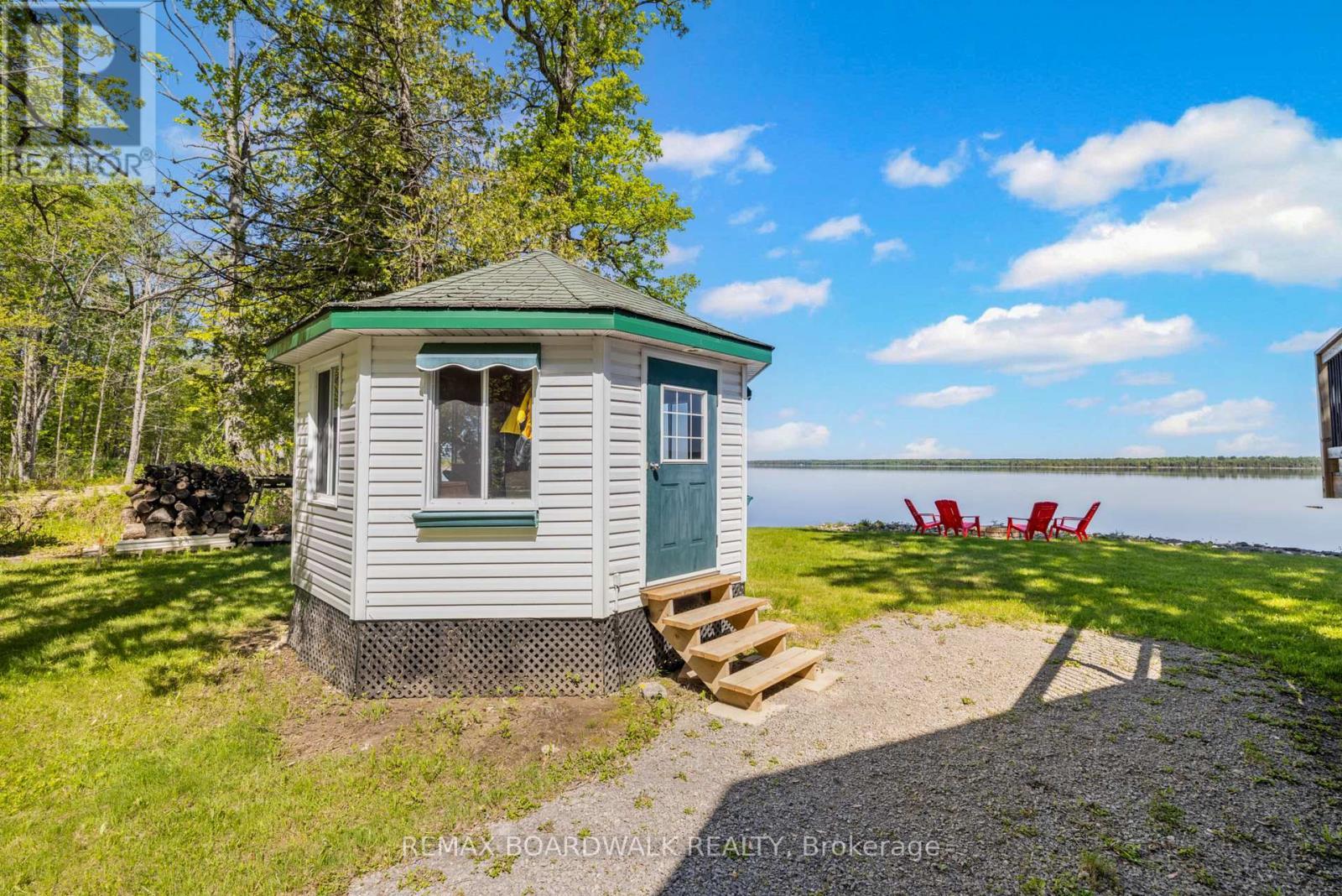 339 Leavoy Lane, Horton, ON