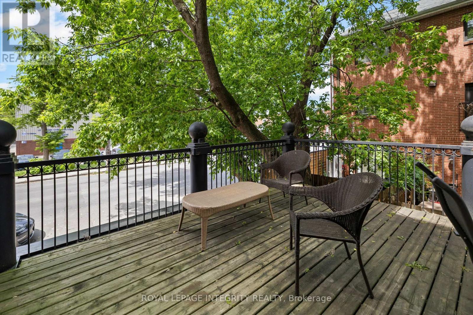 Rooftop deck - 237 Cumberland Street, Ottawa, ON - Outdoor With Deck Patio Veranda With Exterior