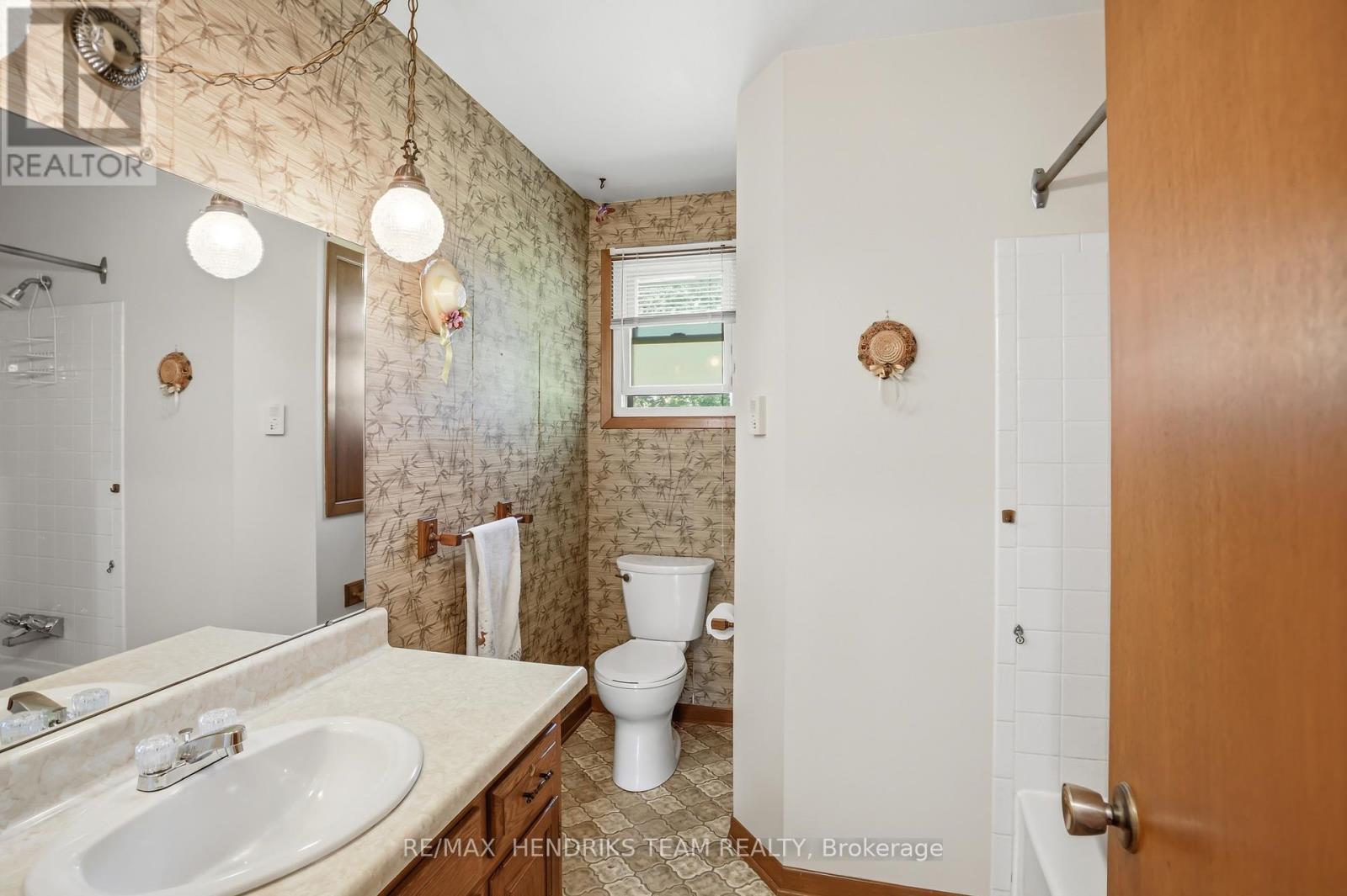 42014 Hwy 3, Wainfleet (Marshville/Winger), ON