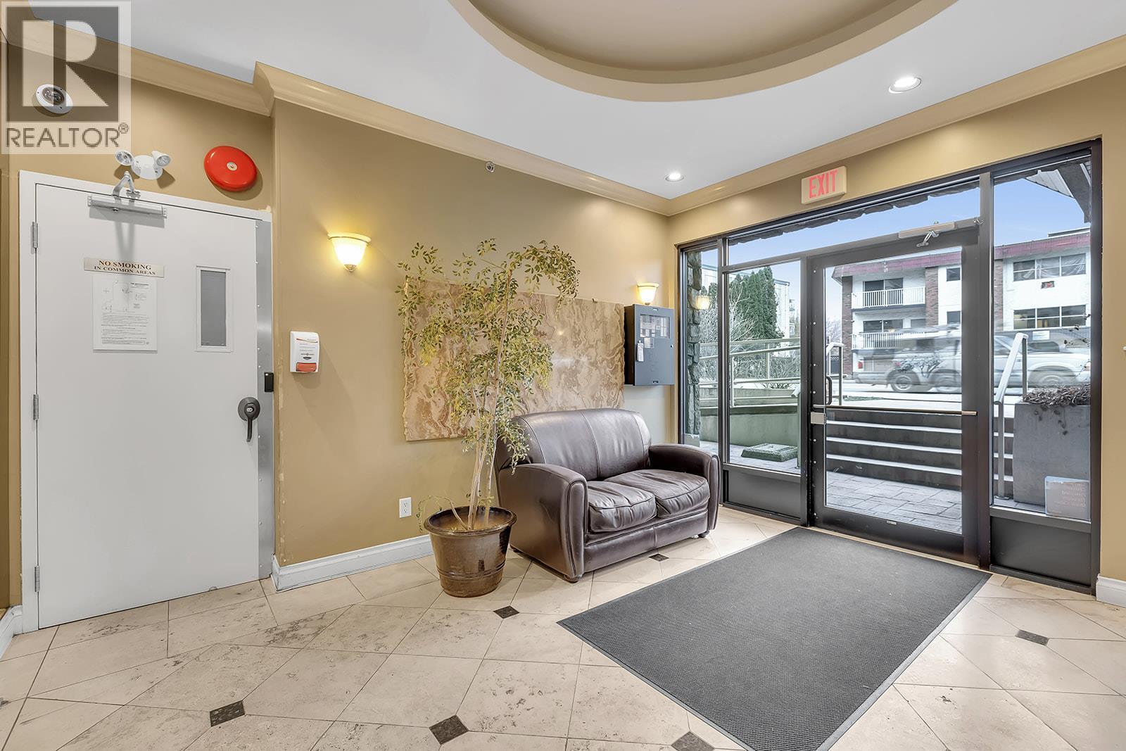Building Foyer - 1965 Pandosy Street Unit# 103, Kelowna, BC