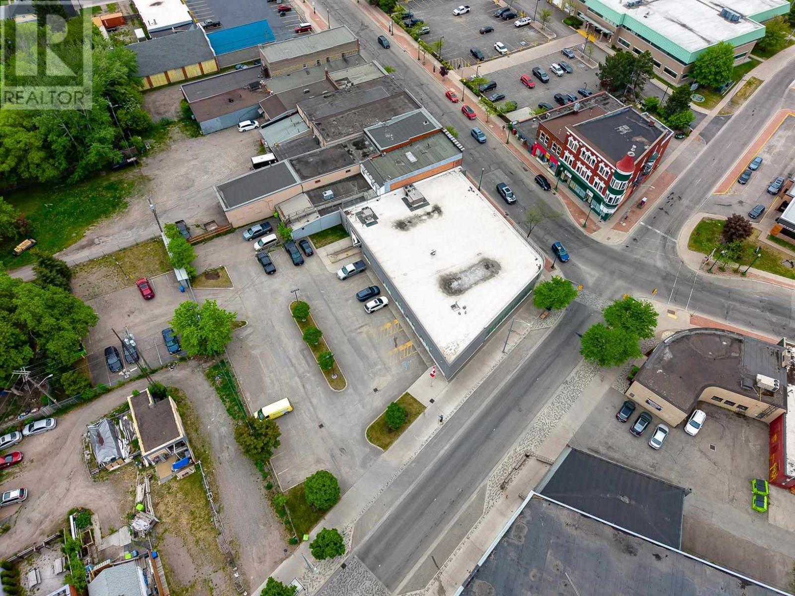 2-8 Queen St E, Sault Ste. Marie, ON