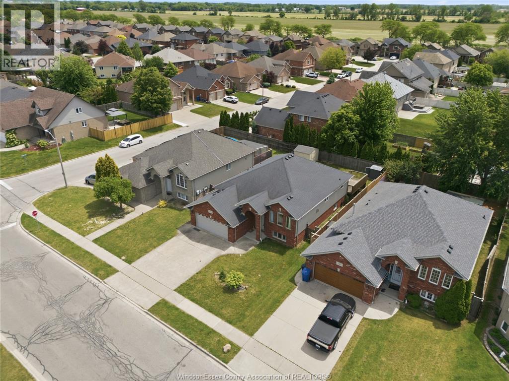 149 Amy Croft Drive, Lakeshore, ON