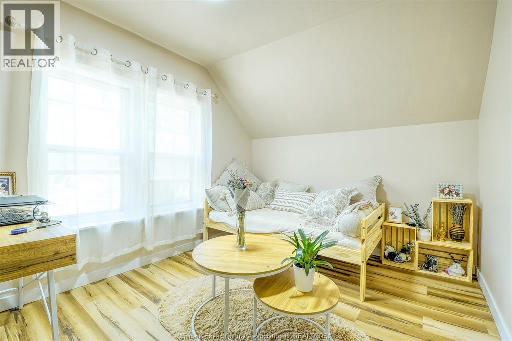 135 Maple, Lasalle, ON
