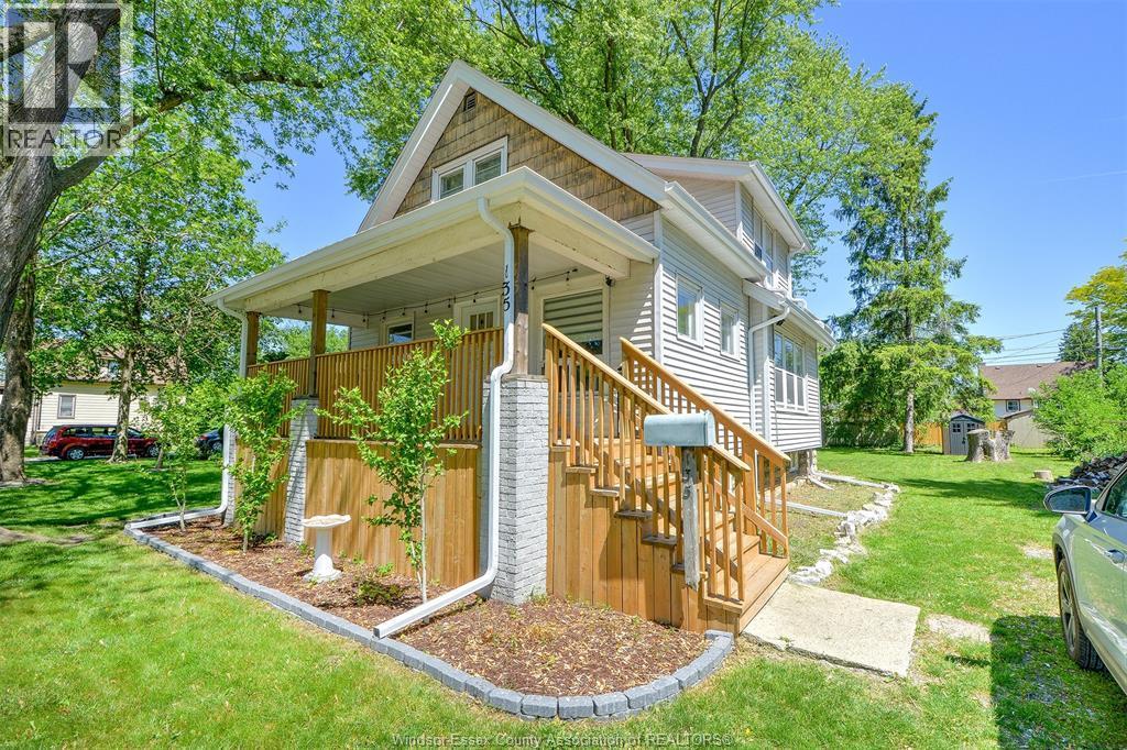 135 Maple, Lasalle, ON