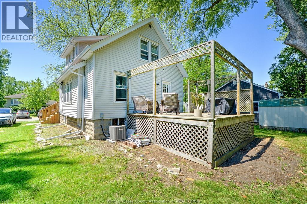 135 Maple, Lasalle, ON