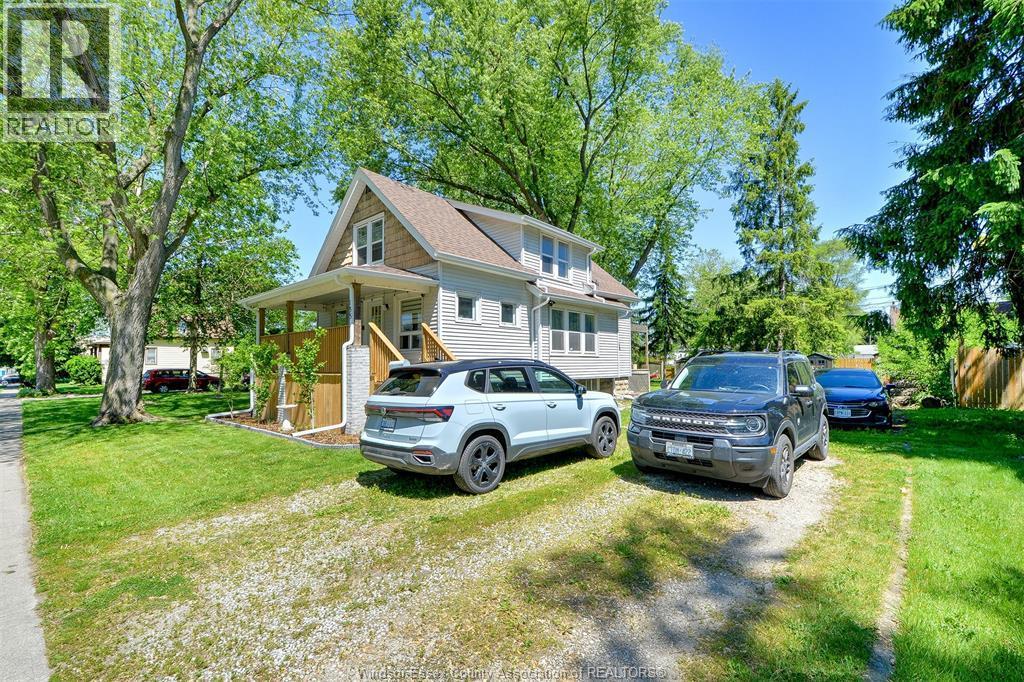 135 Maple, Lasalle, ON