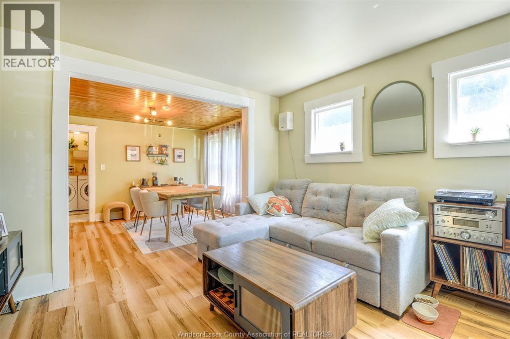 135 Maple, Lasalle, ON