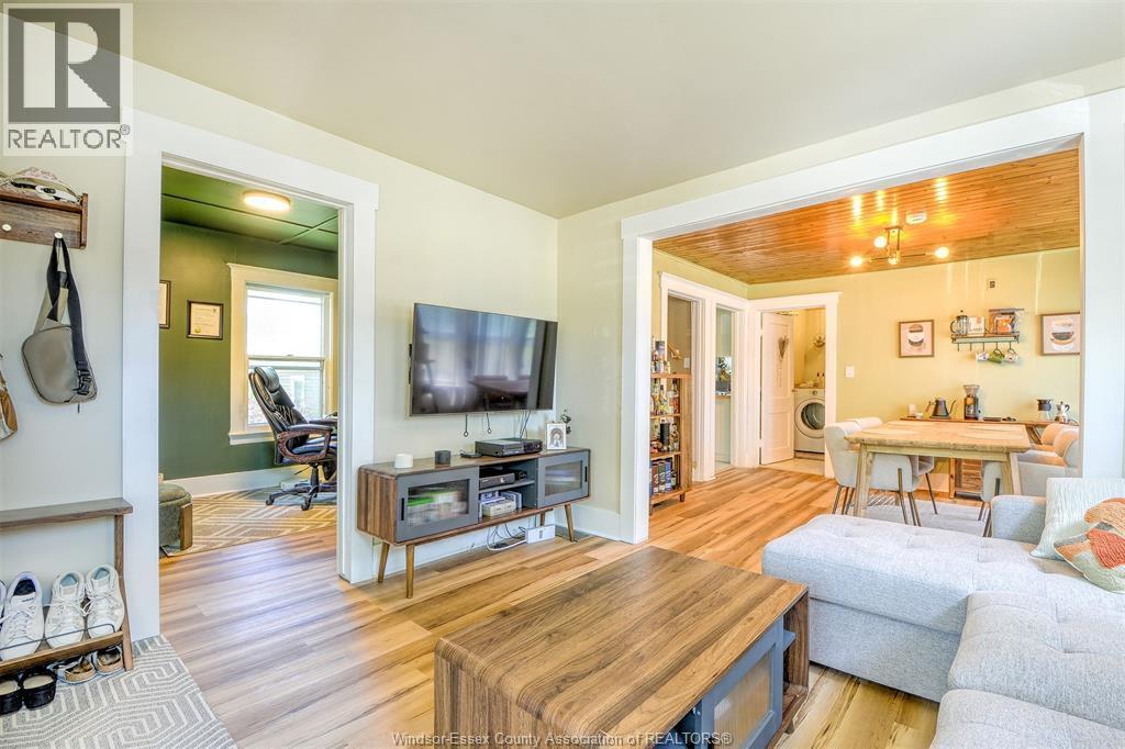 135 Maple, Lasalle, ON