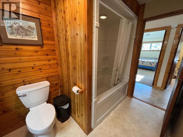 103083 Alaska Highway, Haines Junction, YT
