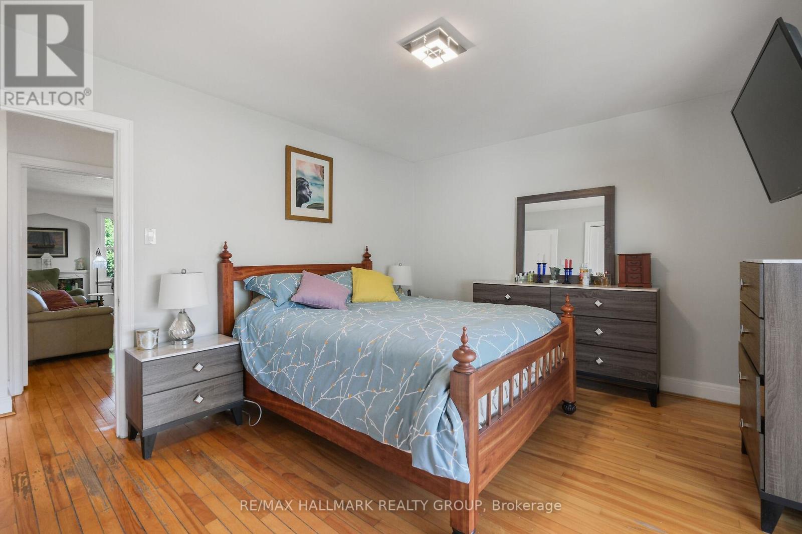 20 Fern Avenue, Ottawa, ON