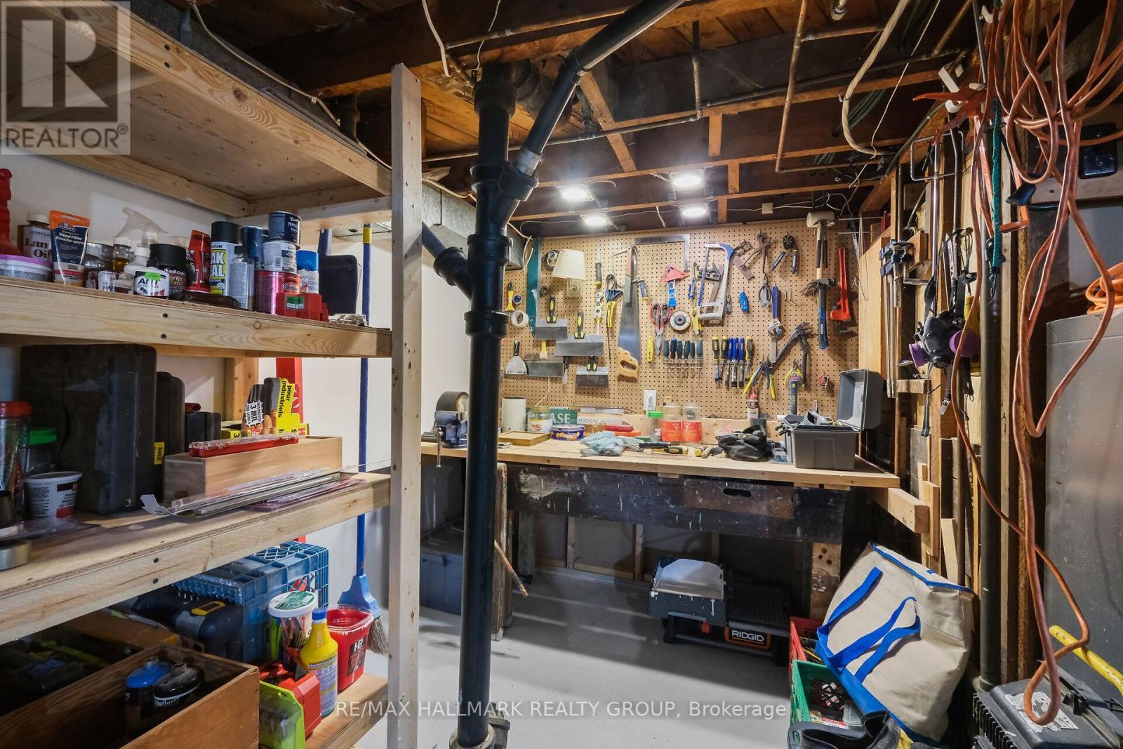 20 Fern Avenue, Ottawa, ON