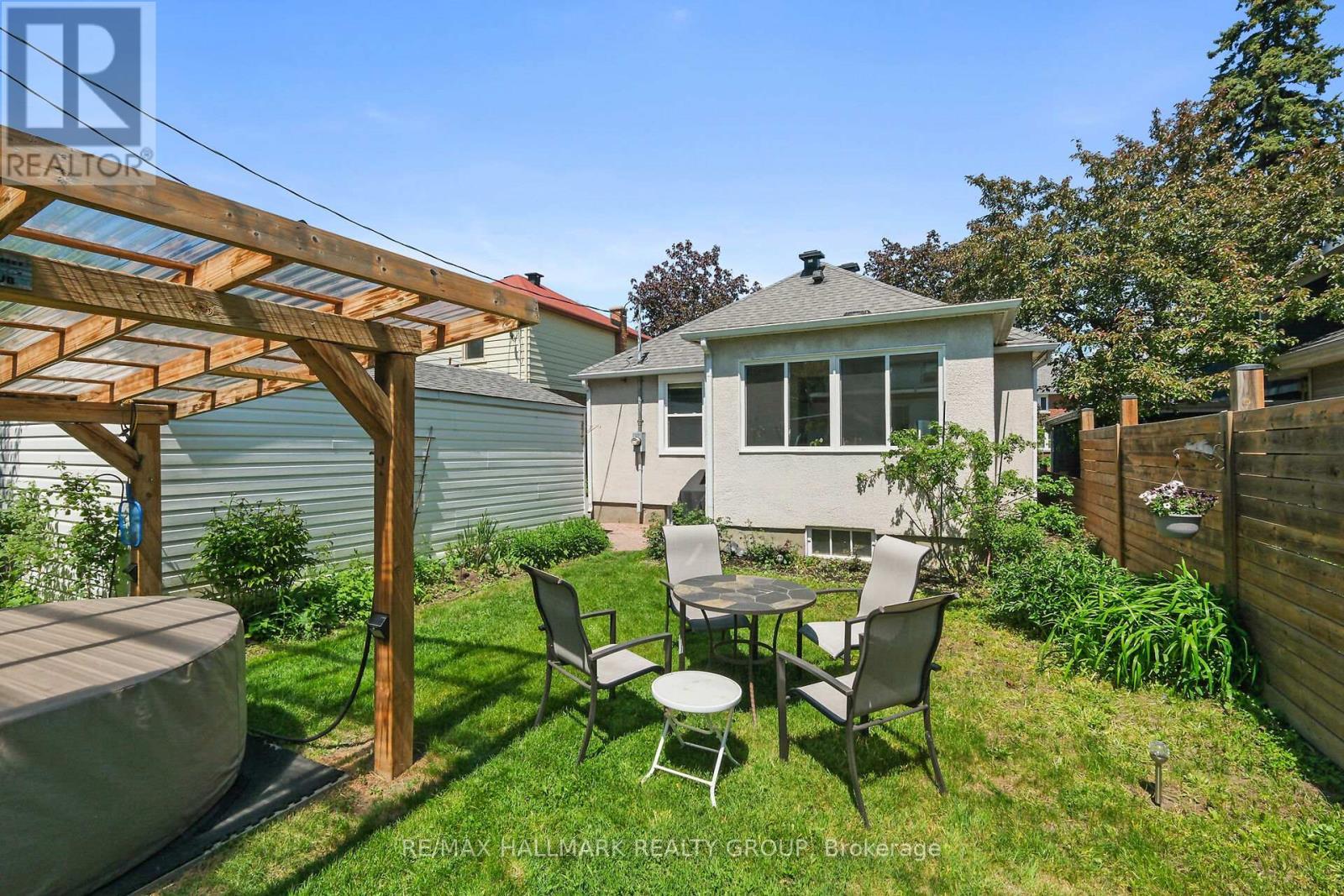 20 Fern Avenue, Ottawa, ON