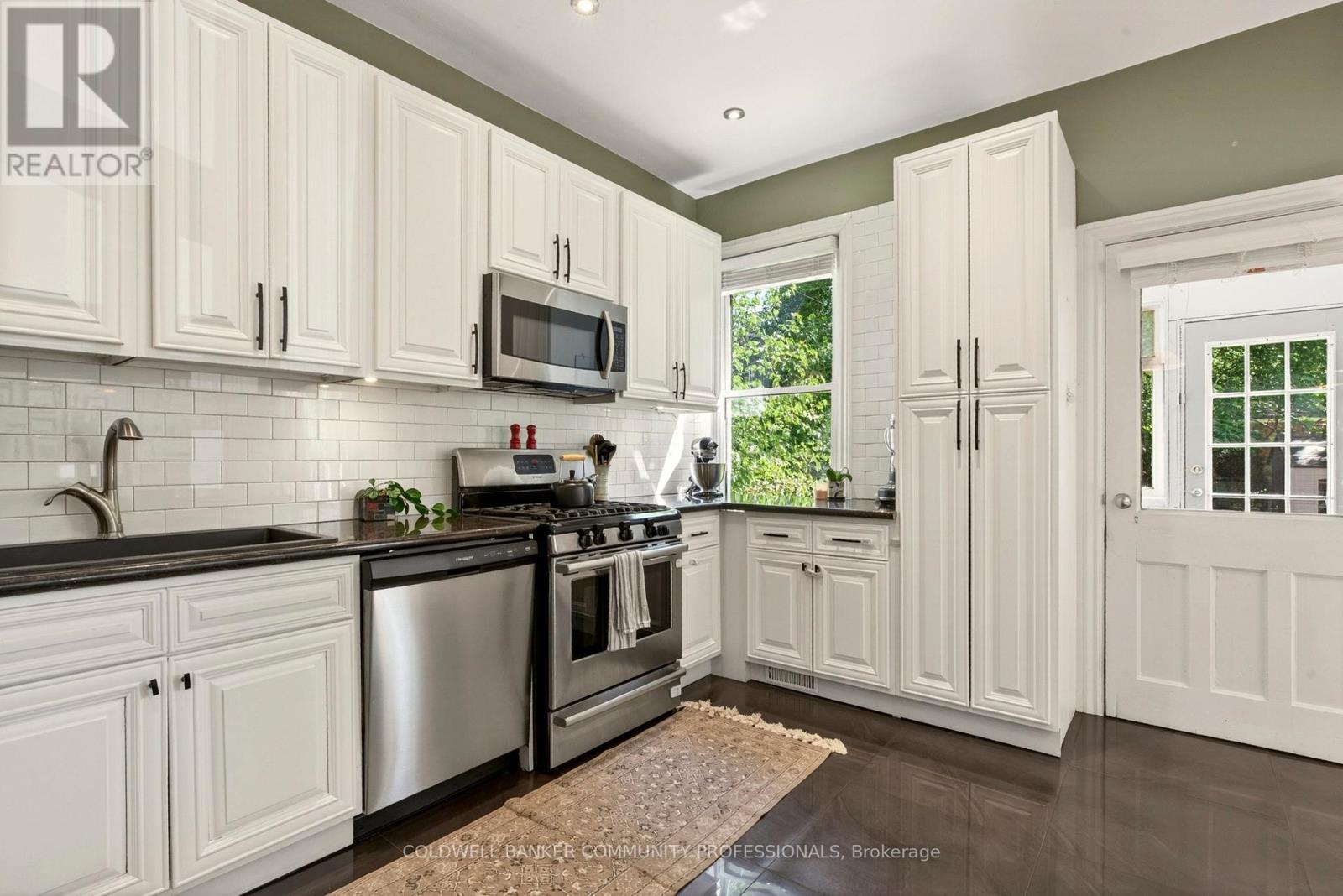 68 Delaware Avenue, Hamilton, ON
