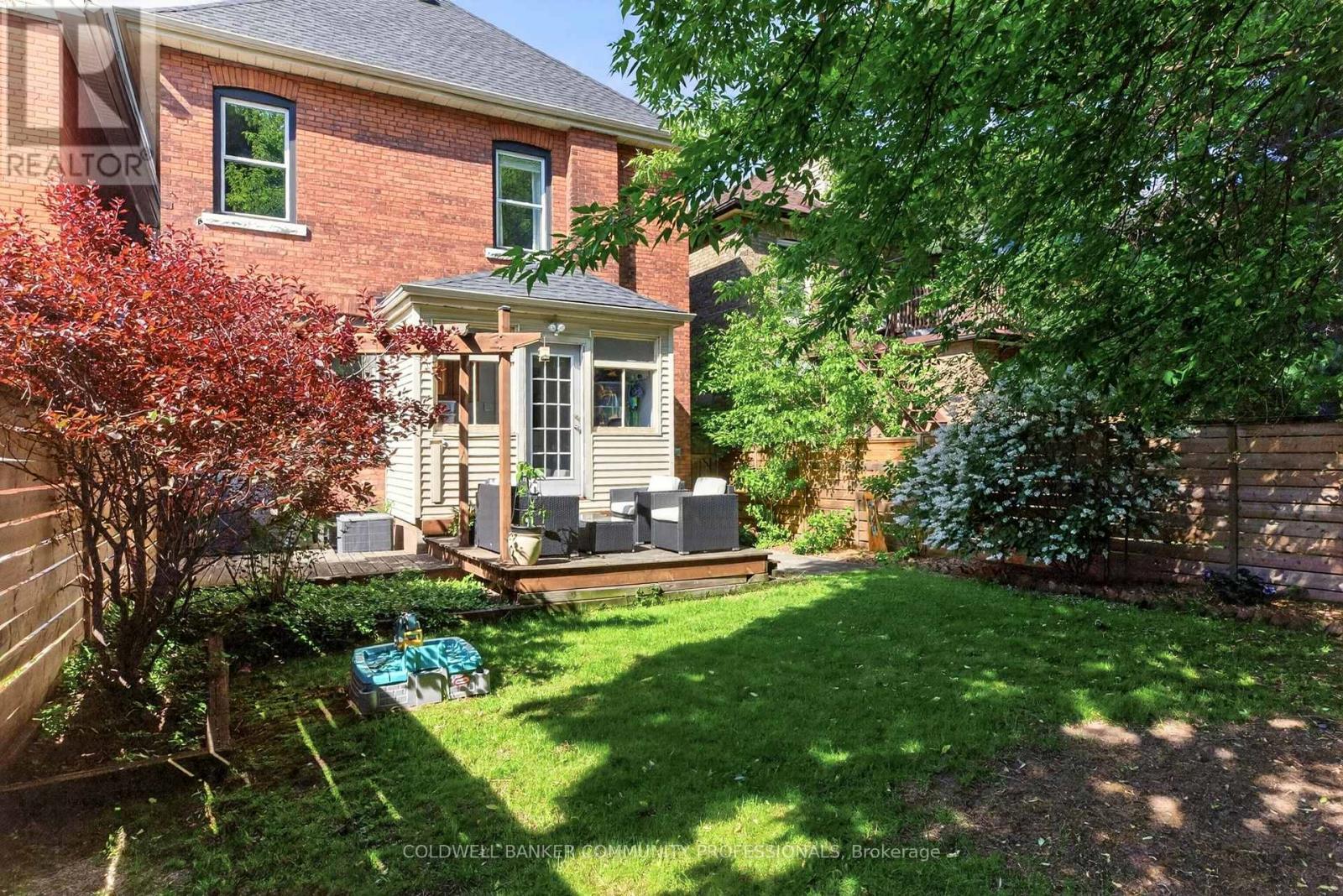 68 Delaware Avenue, Hamilton, ON