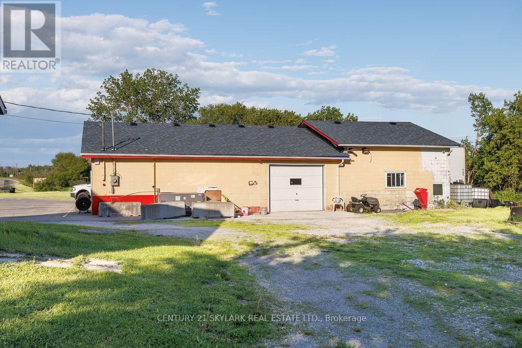 15693 County Rd 2, Brighton, ON