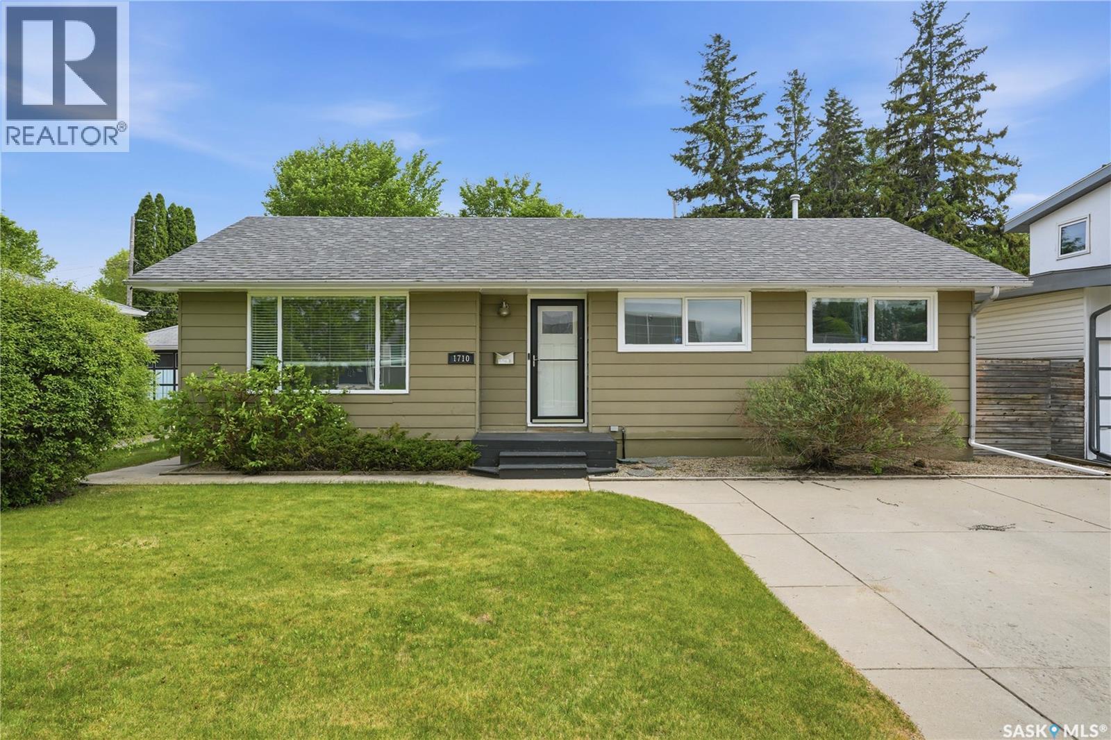 1710 Drinkle Street, Saskatoon, SK