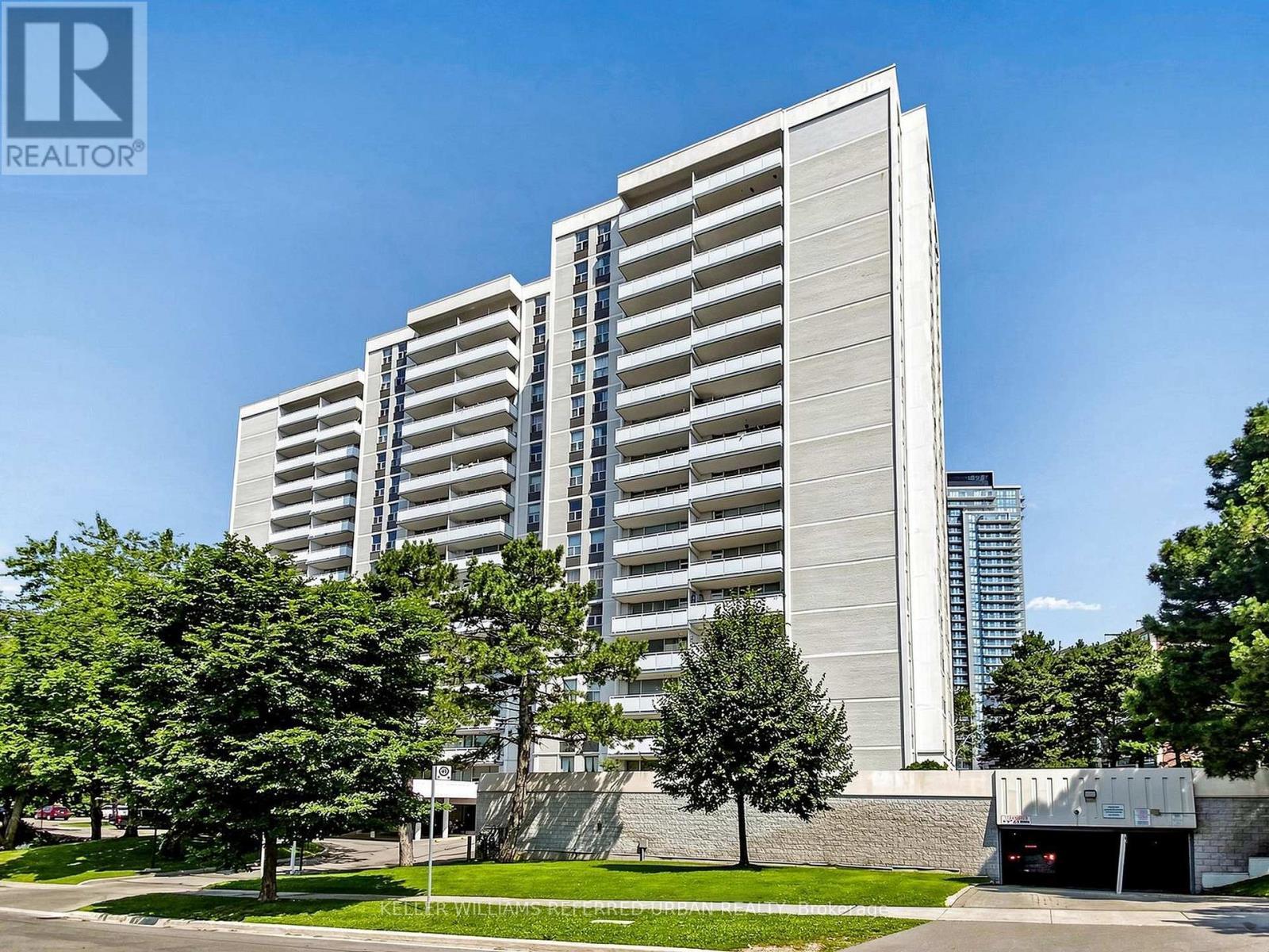 1111 - 10 Parkway Forest Drive, Toronto, ON