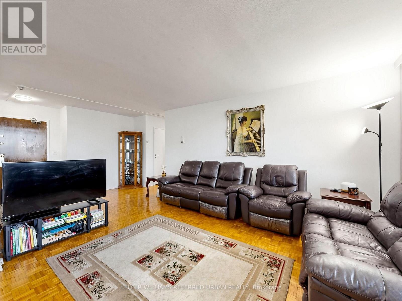 1111 - 10 Parkway Forest Drive, Toronto, ON