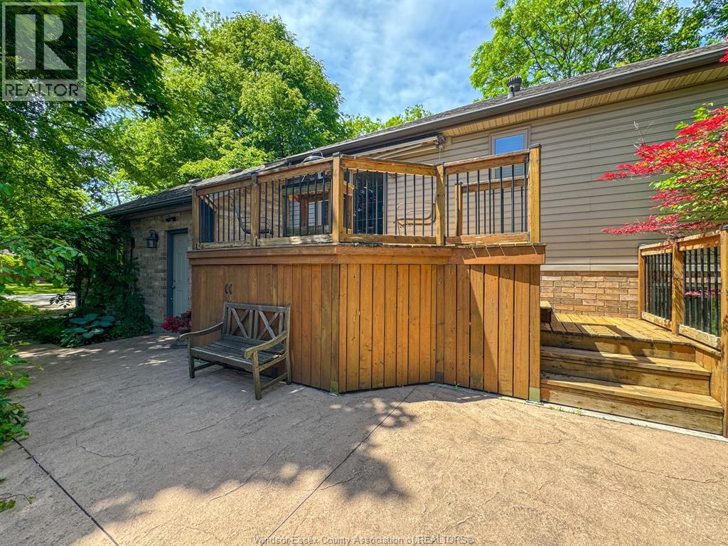 1950 Randolph, Windsor, ON - Outdoor With Deck Patio Veranda