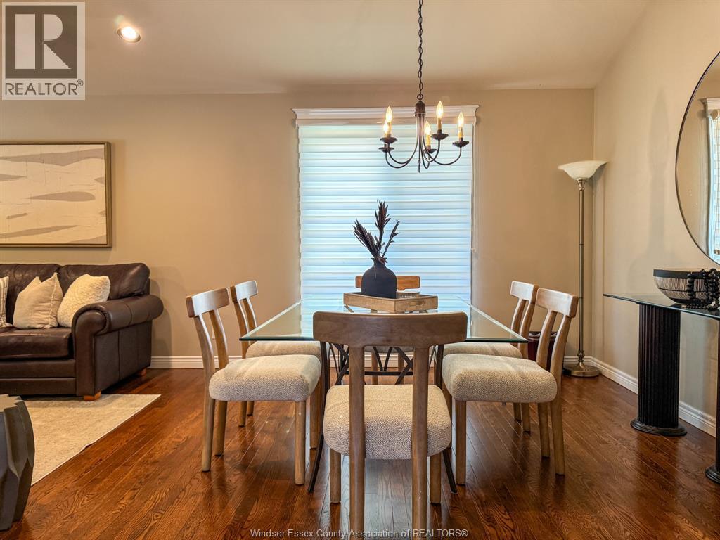 1950 Randolph, Windsor, ON - Indoor Photo Showing Dining Room