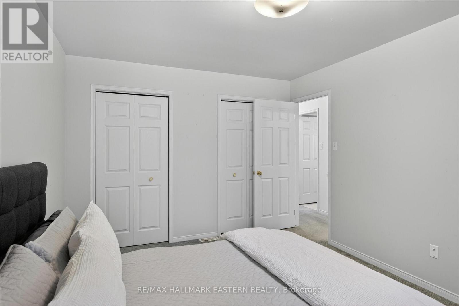 Two large double closets. - 890 Chapel Road, Peterborough (Ashburnham Ward 4), ON