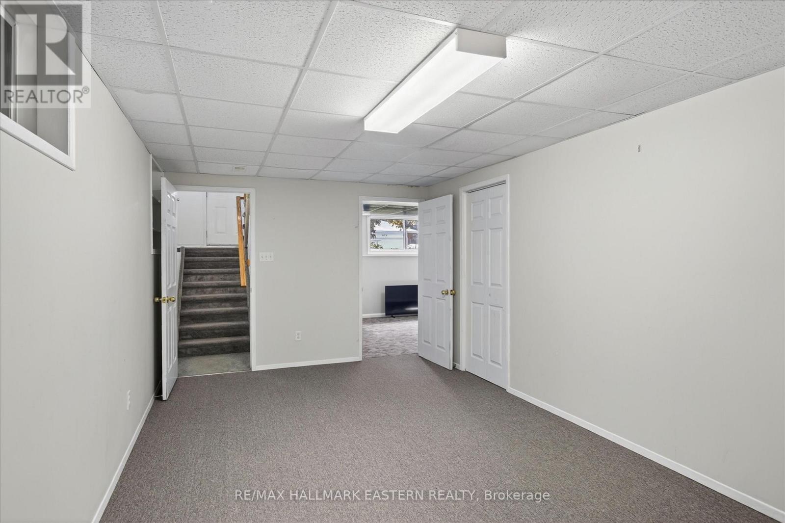 Recreation room with direct access to front door - 890 Chapel Road, Peterborough (Ashburnham Ward 4), ON