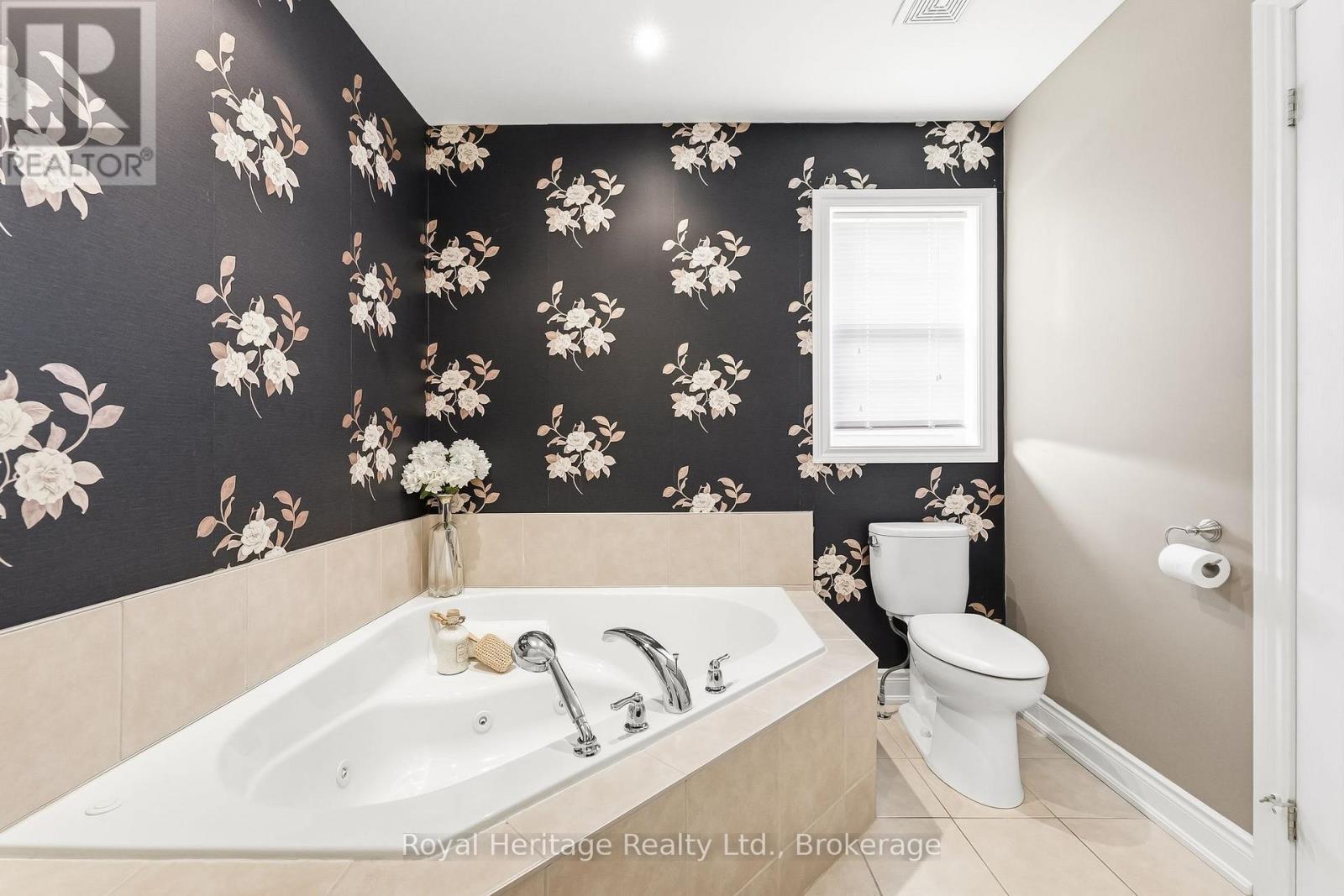2 Cortland Way, Brighton, ON