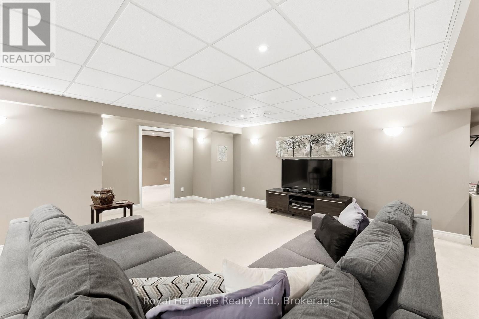 2 Cortland Way, Brighton, ON