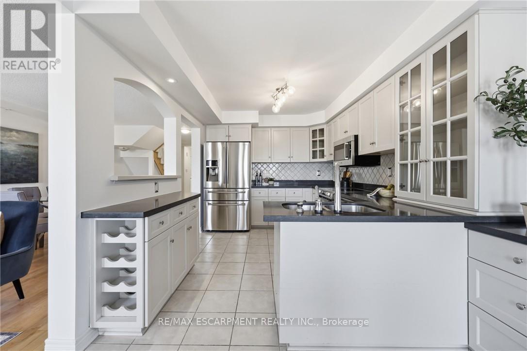 6 - 85 Edgewater Drive, Hamilton, ON