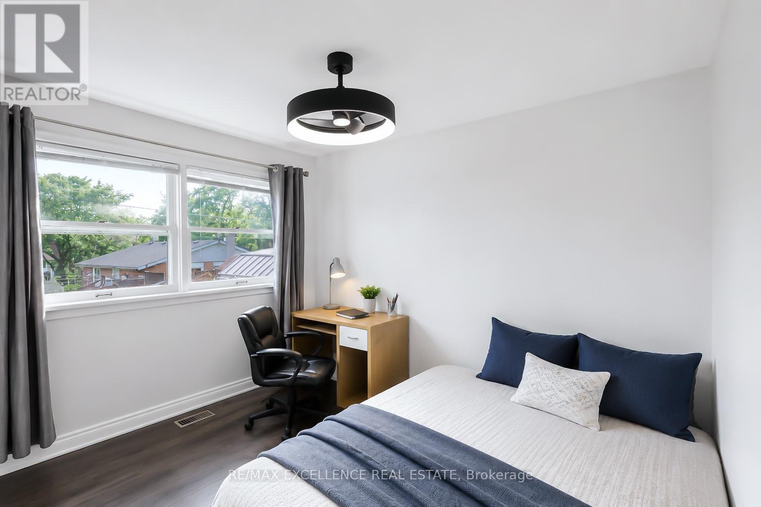 35 Siebert Avenue, Kitchener, ON