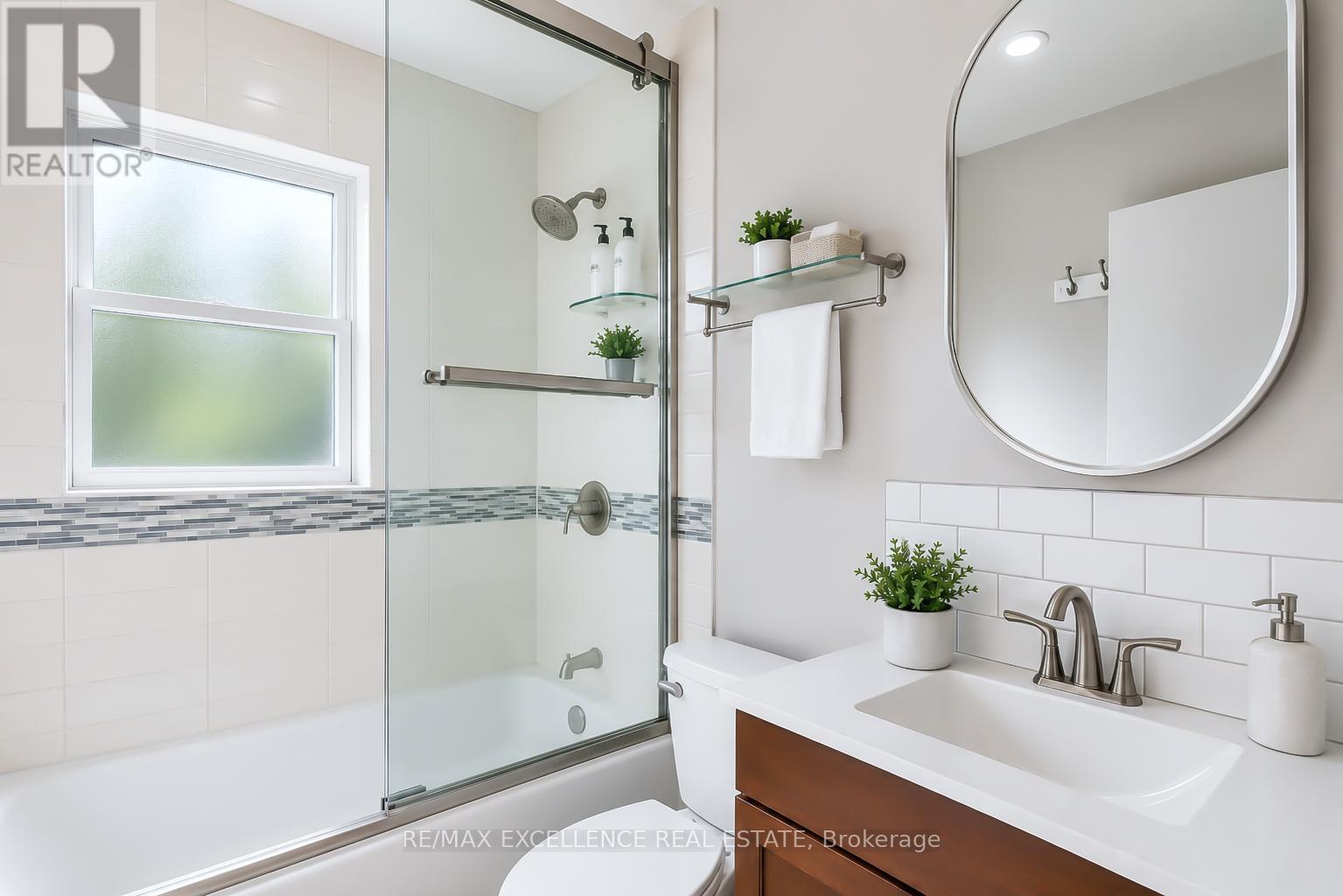 35 Siebert Avenue, Kitchener, ON