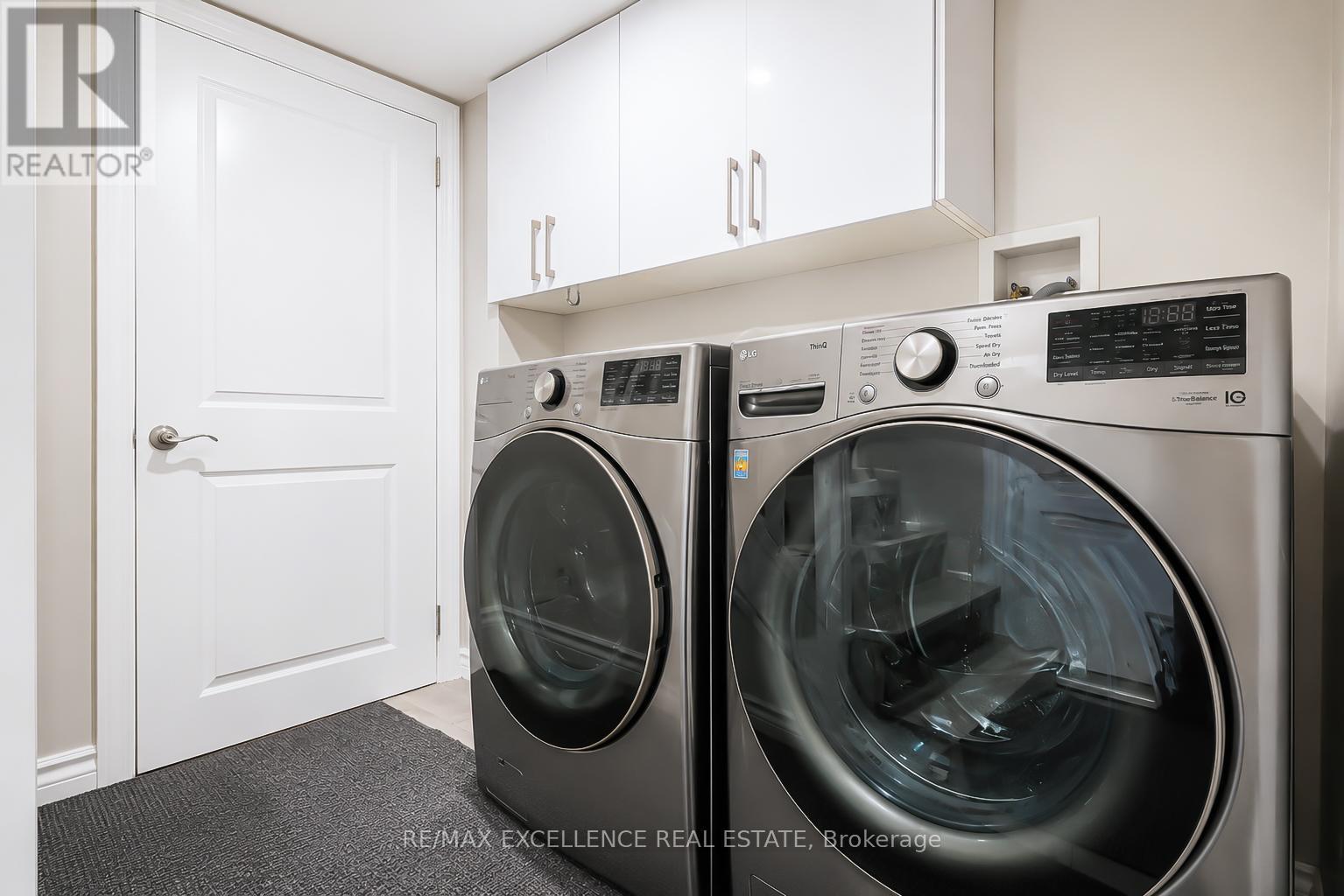Laundry - 35 Siebert Avenue, Kitchener, ON