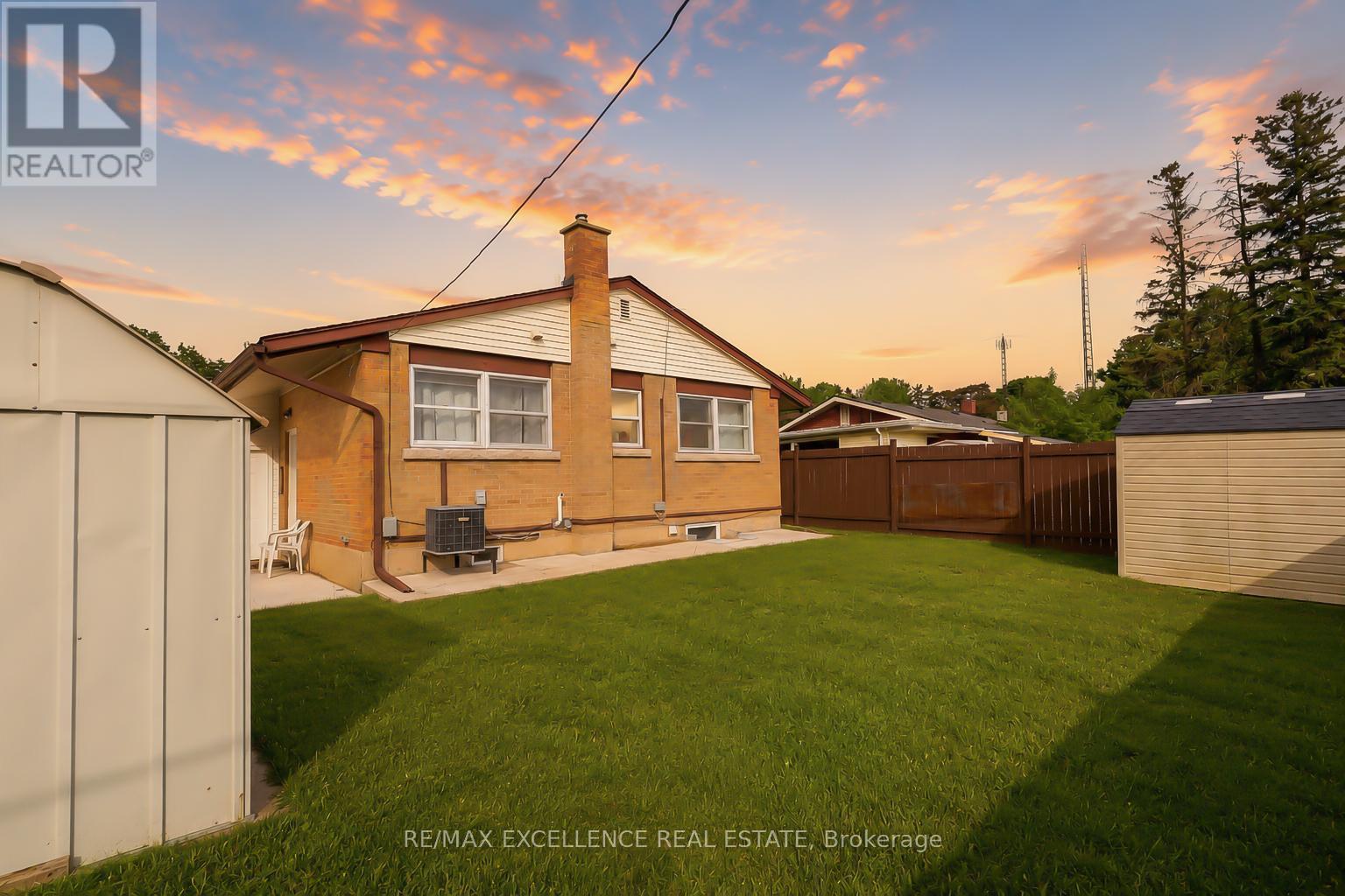 35 Siebert Avenue, Kitchener, ON