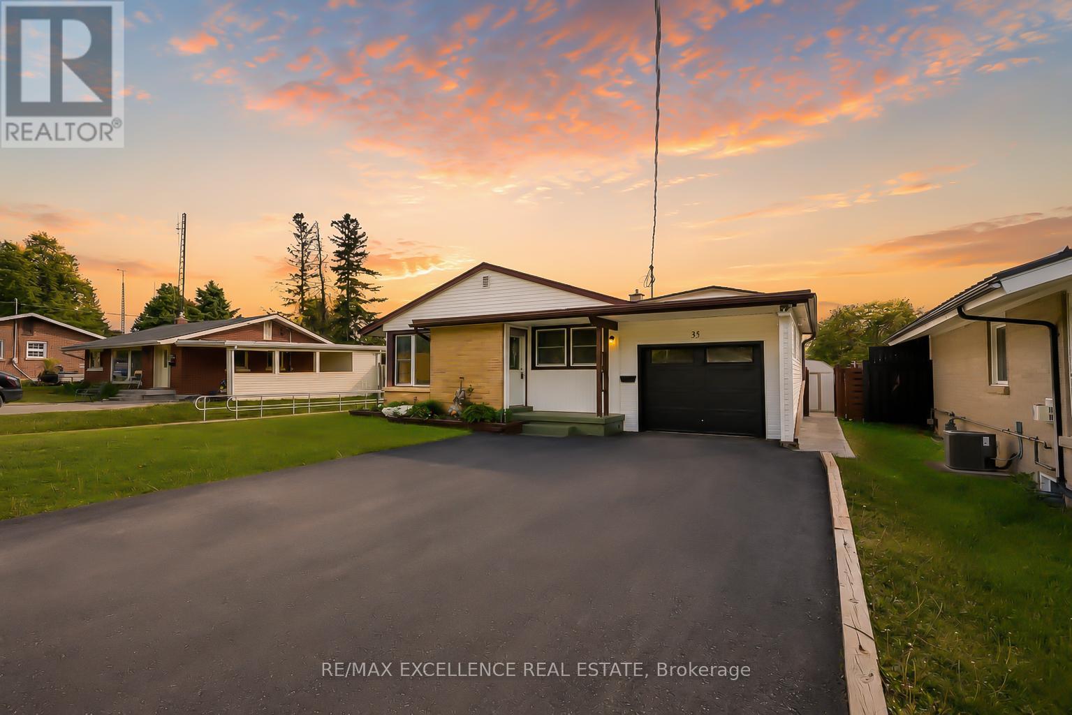 35 Siebert Avenue, Kitchener, ON