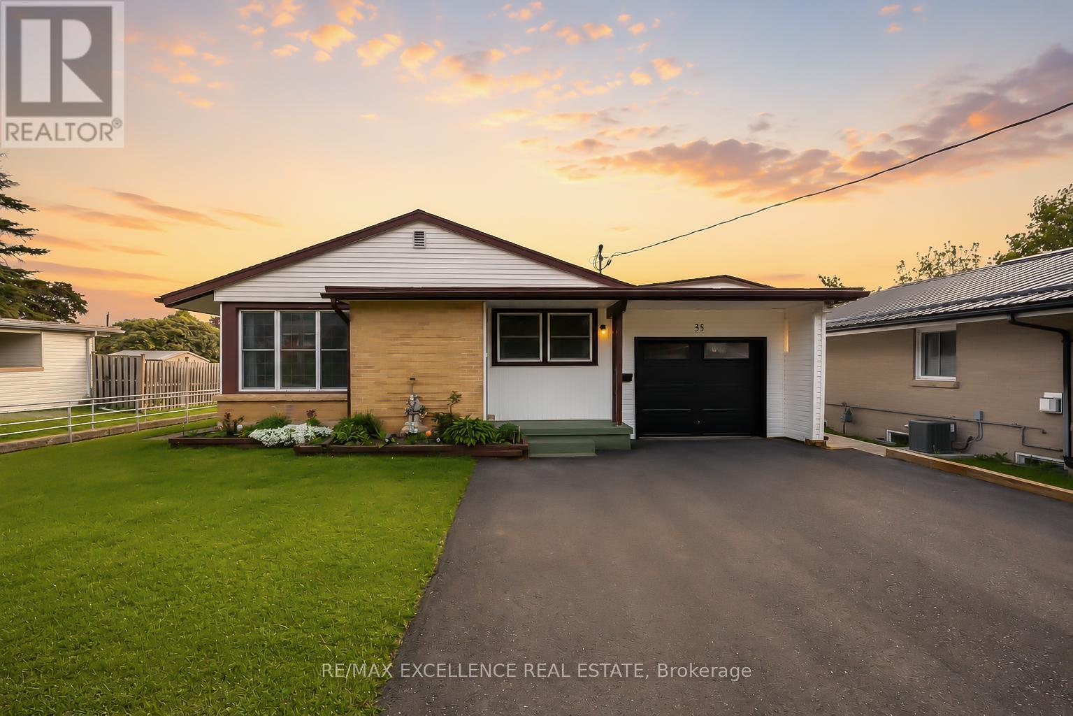 35 Siebert Avenue, Kitchener, ON