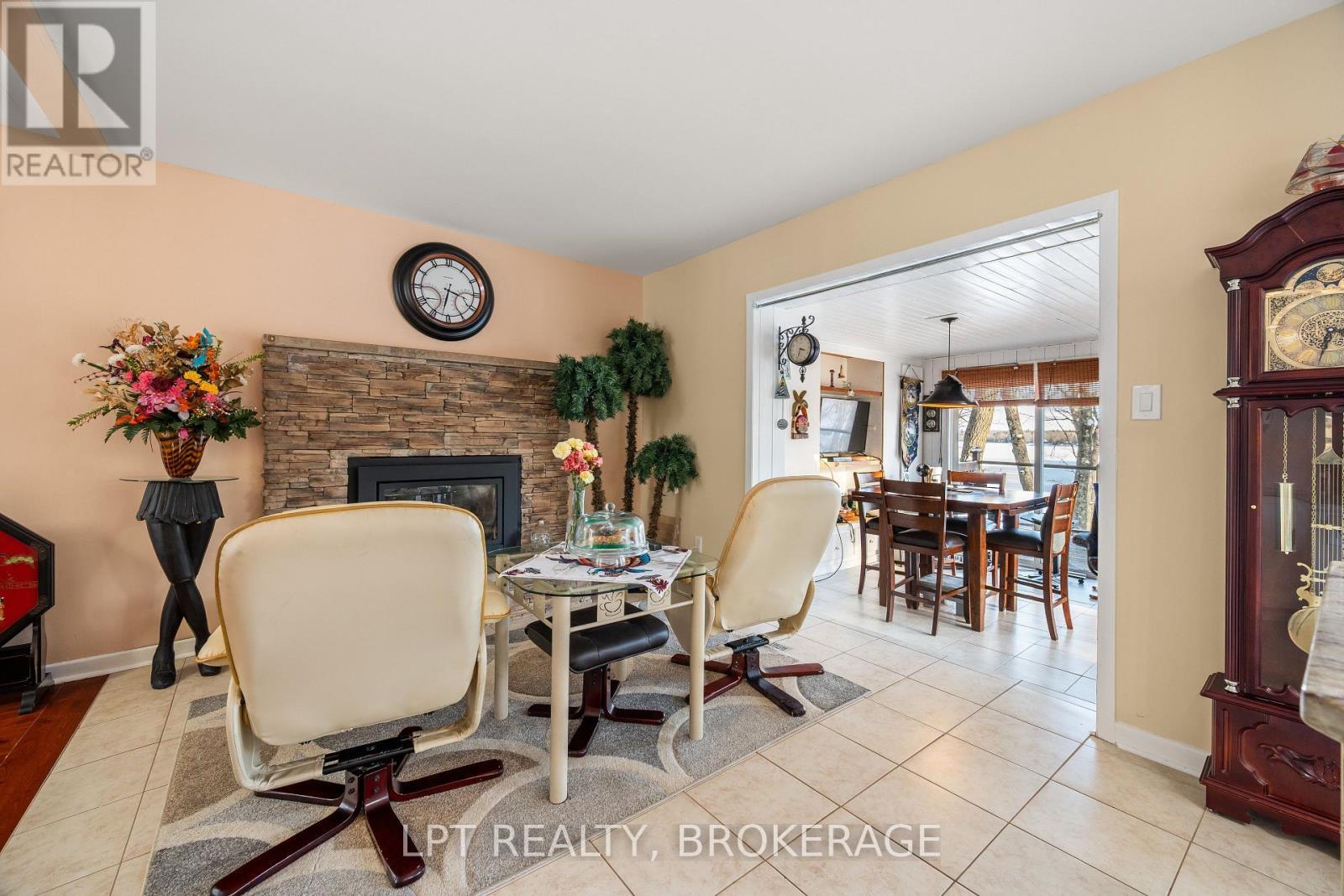 31 Acorn Lane, Frontenac (Frontenac South), ON