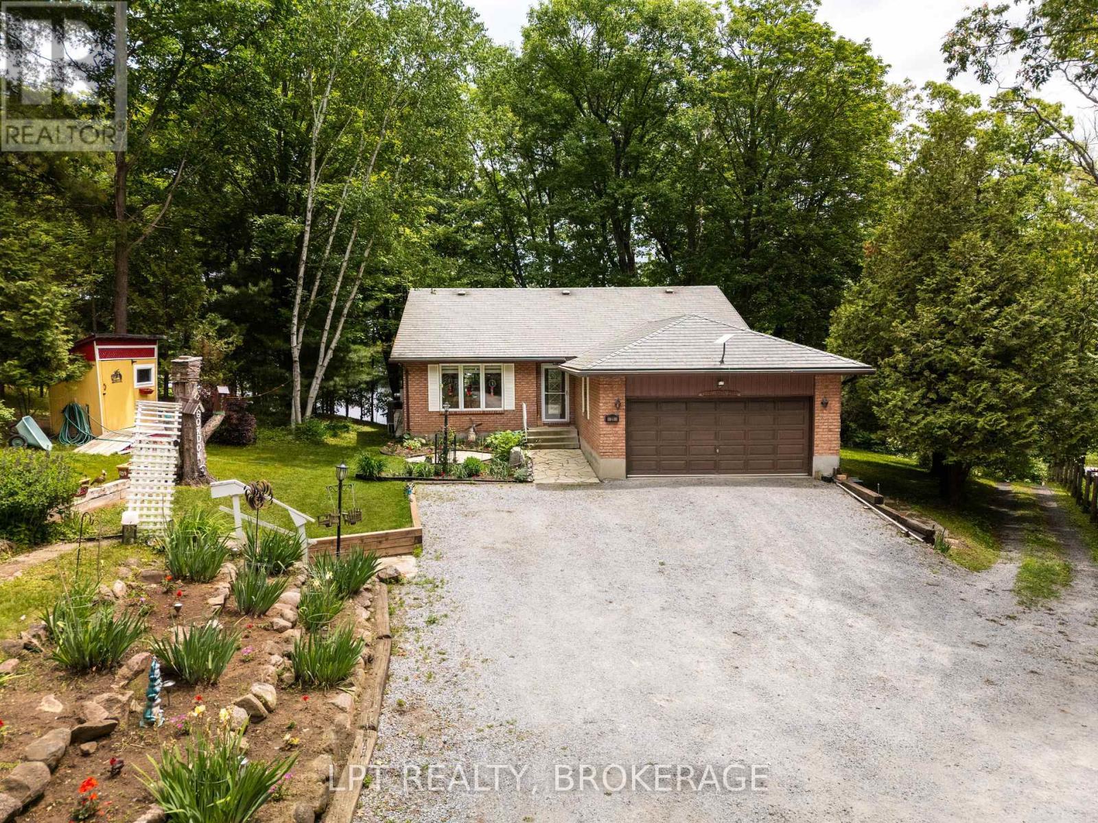 31 Acorn Lane, Frontenac (Frontenac South), ON