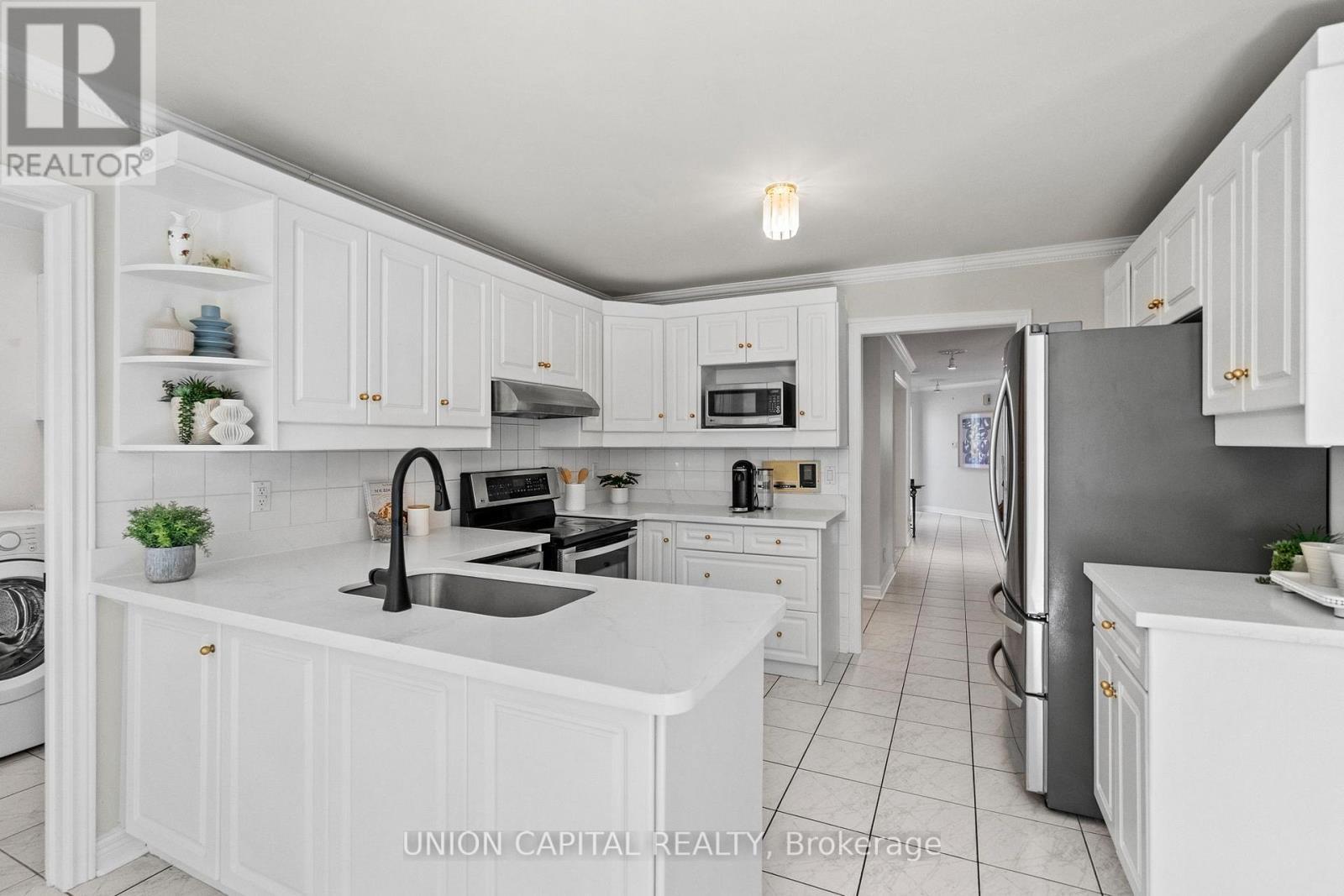 Abundant kitchen storage & pantry - 99 Abitibi Avenue, Toronto, ON