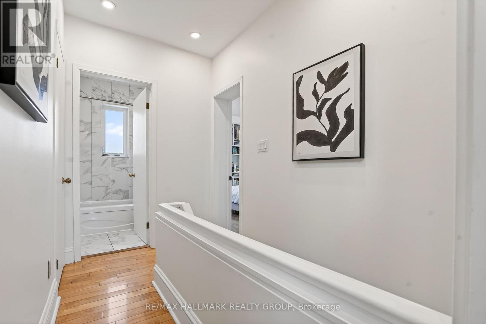 425 Echo Drive, Ottawa, ON