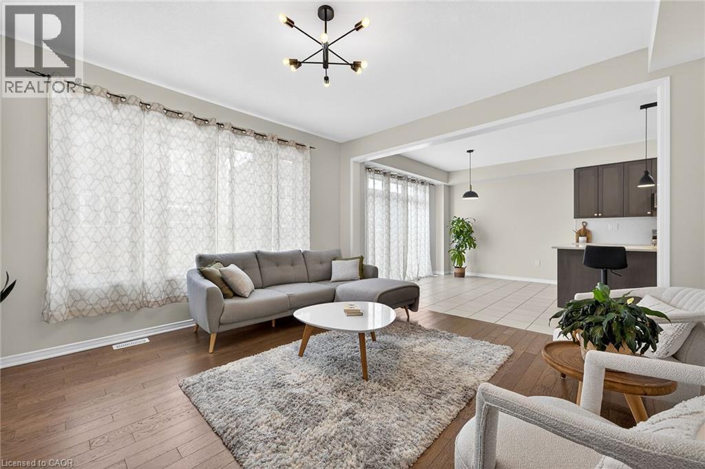 20 Armes Street, Hamilton, ON