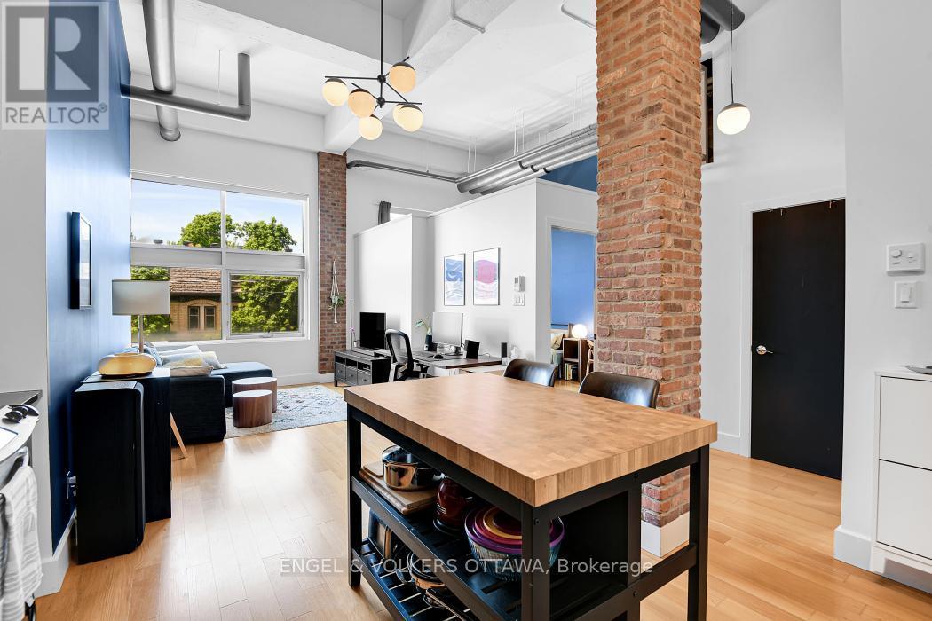 201 - 108 Third Avenue, Ottawa, ON