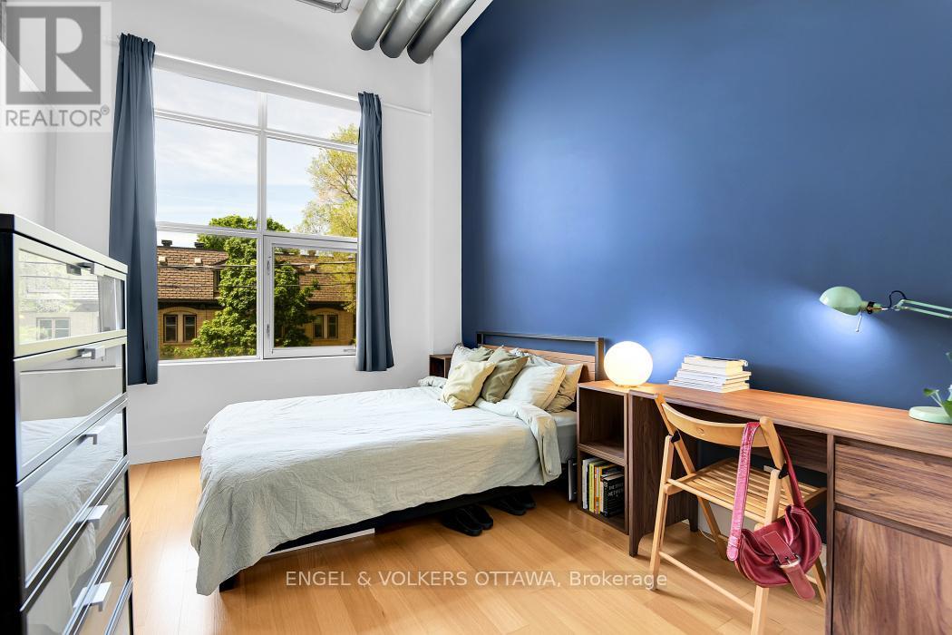 201 - 108 Third Avenue, Ottawa, ON