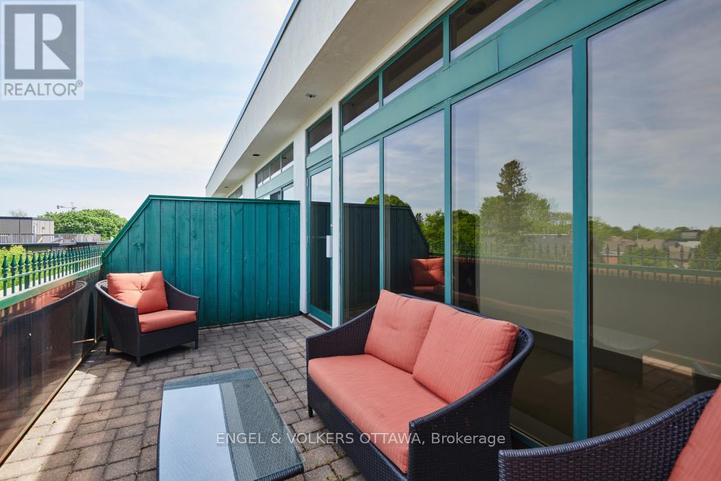 201 - 108 Third Avenue, Ottawa, ON