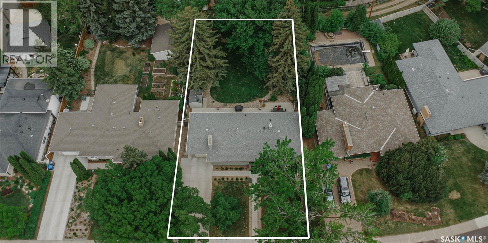 414 Lake Crescent, Saskatoon, SK
