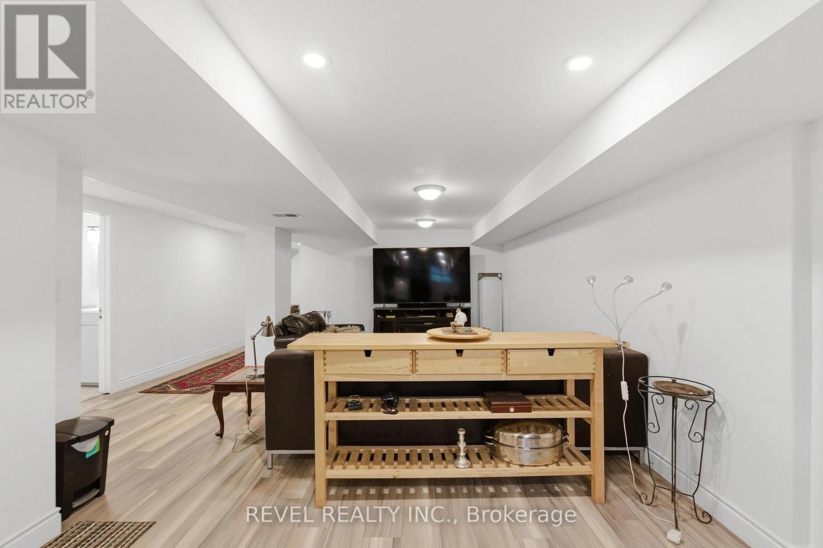 82 Cumming Court, Hamilton, ON
